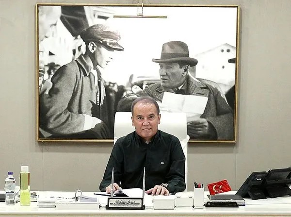Antalya Adana Adıyaman belediye başkanlarına gözaltı! CHP'li belediyelerde rüşvet düzeni